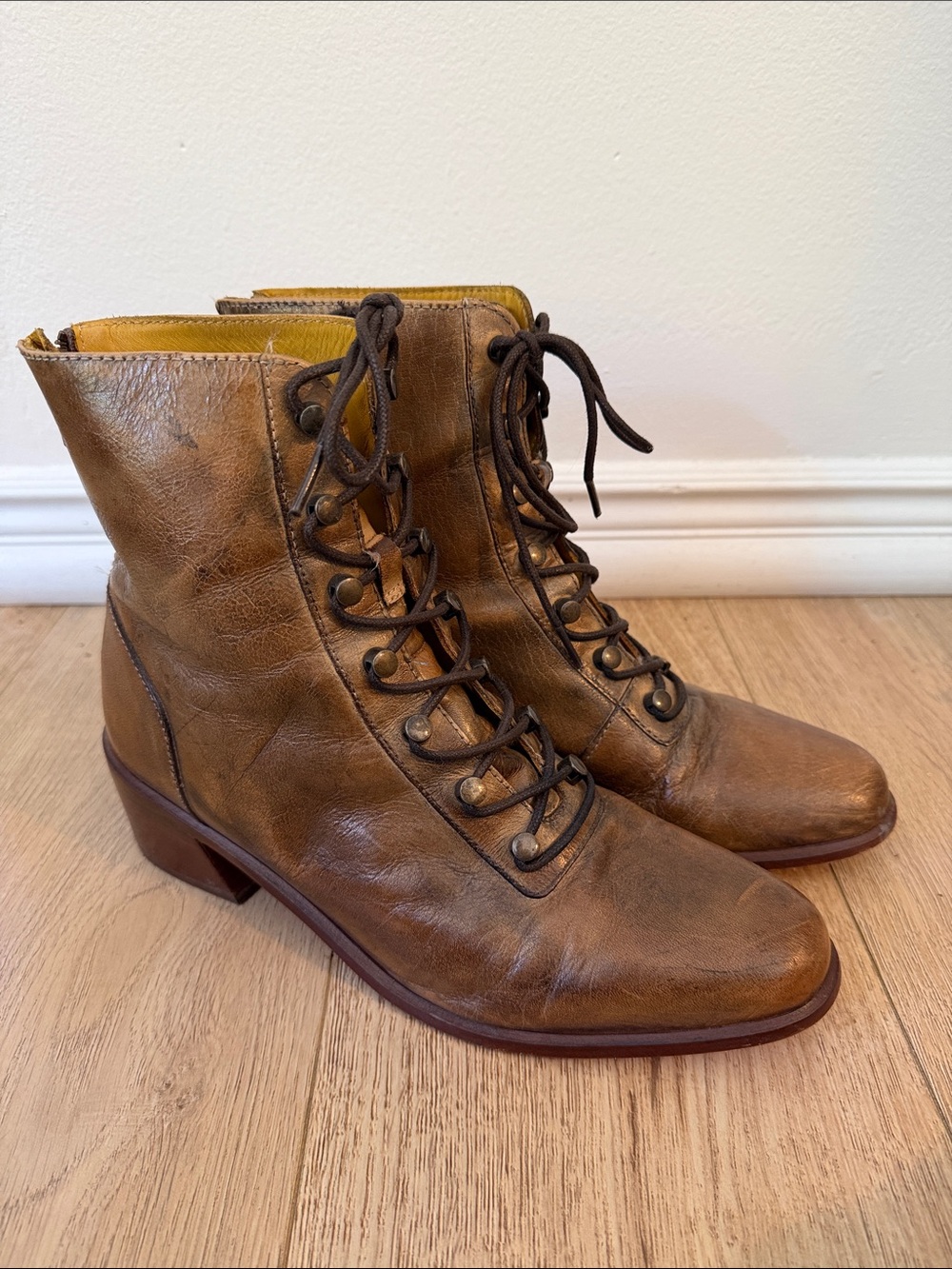Free People Women's Brown Leather Lace-Up Ankle Boots